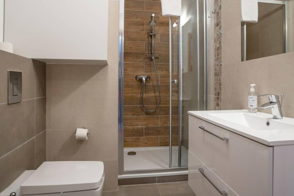 Apartament Z Widokiem Na Gory ชกลาร์สกา ปอเรมบา ภายนอก รูปภาพ